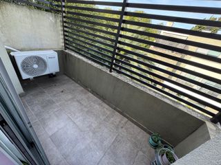 Foto 13 de PH de Cuatro ambientes con SUM, Pileta y Seguridad en Venta en Bernal