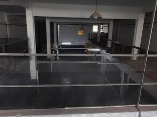 Foto 4 de Depósito con oficinas en venta