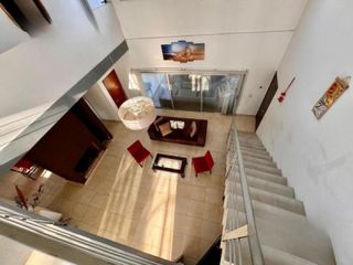 Foto 9 de Casa en venta - 4 Dormitorios 4 Baños - La Plata