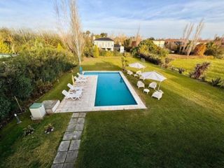 Foto 18 de Casa en venta - 4 Dormitorios 4 Baños - La Plata