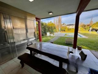 Foto 22 de Casa en venta - 4 Dormitorios 4 Baños - La Plata