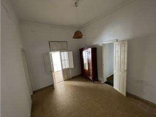 Foto 8 de CASA TIPO reciclada a nuevo!