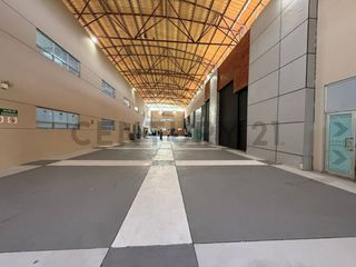 Foto 7 de Alquiler Locales Comerciales Frente al Riocentro Ceibos.