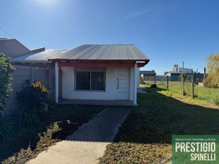 Foto 1 de Casa en venta de 2 dormitorios c/ cochera en Los Horneros