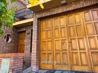 Foto 15 de DUPLEX EN VENTA DORREGO- APTO CREDITO- 4 Dorm/ 3 Baños/ Cochera