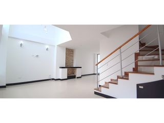 Foto 2 de Casa en Conjunto cerrado Cota ARRIENDO $ 2.700.000