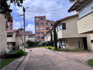 Foto 2 de VENDO CASA EN CONJUNTO CERRADO CEDRITOS