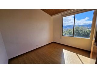 Foto 17 de ARRIENDO CASA 127 MTS Y JARDIN 6 NIVELES EN DEL MONTE 3 (RTM)