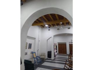 Foto 1 de SE ARRIENDA CASA DE USO COMERCIAL EN EL CENTRO HISTÓRICO, SANTA MARTA