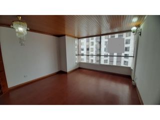 Foto 2 de Iluminado apartamento para arriendo en Multicentro
