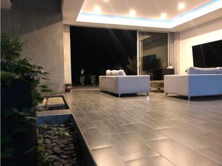 Foto 17 de HERMOSA CASA ENVIGADO LOMAA DEL ESCOBERO PARTE ALTA
