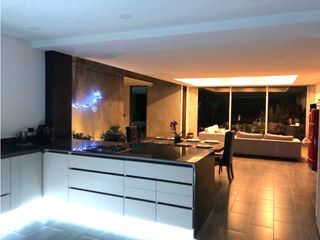Foto 21 de HERMOSA CASA ENVIGADO LOMAA DEL ESCOBERO PARTE ALTA