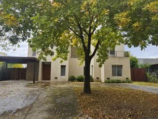 Foto 2 de Casa en venta - 4 Dormitorios 4 Baños - Tigre