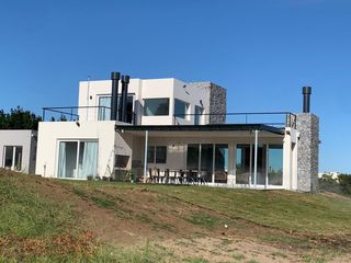 Foto 3 de Alquiler Casa en Barrio Senderos IV Costa Esmeralda