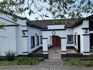 Foto 1 de Casa en  Venta en Country Las Yungas