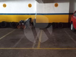 Foto 5 de VENTA - COCHERA CUBIERTA – RECOLETA