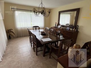 Foto 9 de Casa en  venta Barrio Santa Catalina Villanueva