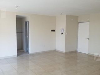 Foto 4 de Piso de oficinas en alquiler de 120m2 en zona Plaza Colón