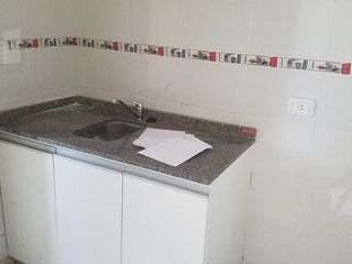 Foto 8 de Piso de oficinas en alquiler de 120m2 en zona Plaza Colón