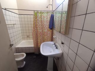 Foto 9 de Alquiler Casa 3 Amb. en El Palomar