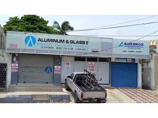 Foto 1 de Amplio y bien Ubicado Local Comercial en ARRIENDO. Barrio Boston