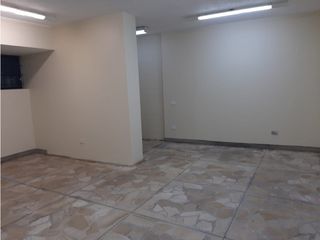 Foto 4 de 12 De Octubre, Local Comercial en Renta, 150m2, 4 Ambientes