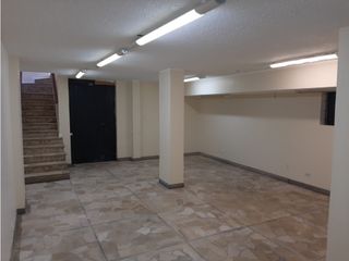 Foto 7 de 12 De Octubre, Local Comercial en Renta, 150m2, 4 Ambientes
