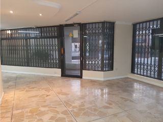 Foto 1 de 12 De Octubre, Local Comercial en Renta, 150m2, 4 Ambientes