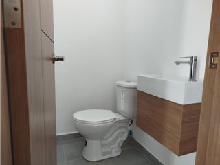 Foto 13 de Mitad del Mundo, Casa en Renta, 122m2, 3 Habitaciones  nueva )