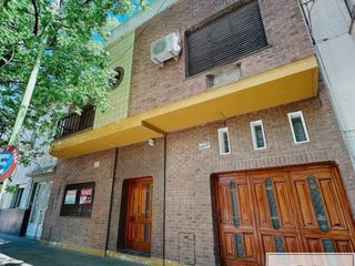 Foto 1 de Casa en venta de 4 dormitorios c/ cochera en Centro