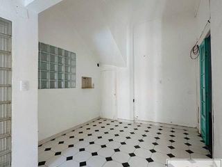 Foto 3 de Casa en venta de 4 dormitorios c/ cochera en Centro