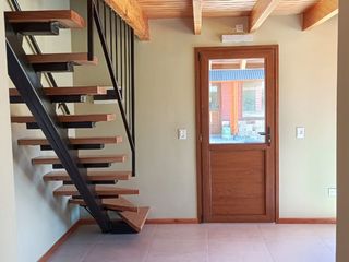Foto 6 de RE/MAX vende Duplex de 4 ambientes a estrenar