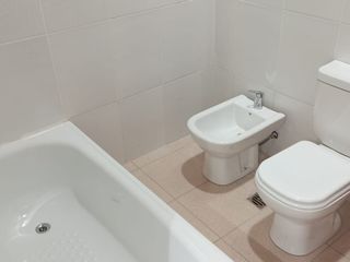 Foto 12 de RE/MAX vende Duplex de 3 ambientes a estrenar