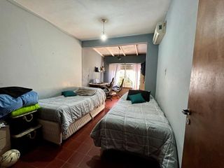 Foto 28 de Casa 4 ambientes en venta en Lomas de Zamora