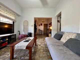 Foto 14 de Casa 4 ambientes en venta en Lomas de Zamora