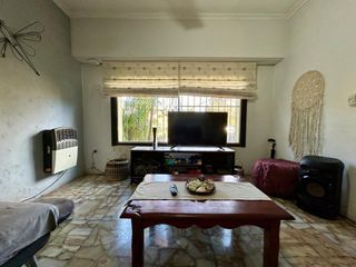 Foto 13 de Casa 4 ambientes en venta en Lomas de Zamora