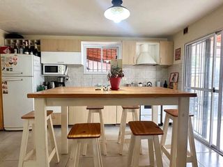 Foto 4 de VENTA DUPLEX 3 AMB. PARQUE, QUINCHO APTO CREDITO