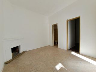 Foto 4 de Alquiler PH 2 ambientes al frente en Martinez