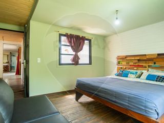 Foto 11 de Casa en venta de 1 dormitorio y cochera en Abasto.