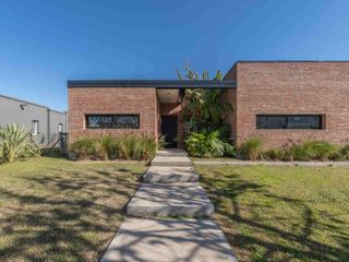Foto 34 de Casa en Venta en El Cantón - Barrio Islas