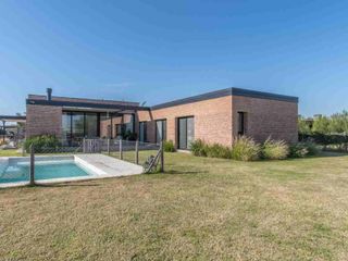 Foto 30 de Casa en Venta en El Cantón - Barrio Islas