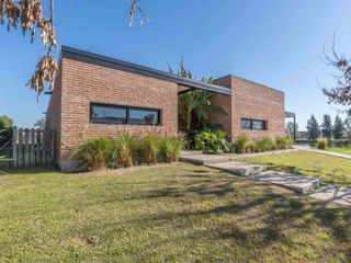 Foto 35 de Casa en Venta en El Cantón - Barrio Islas