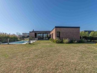 Foto 33 de Casa en Venta en El Cantón - Barrio Islas