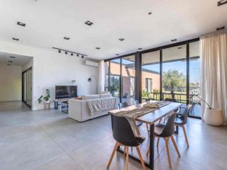 Foto 3 de Casa en Venta en El Cantón - Barrio Islas