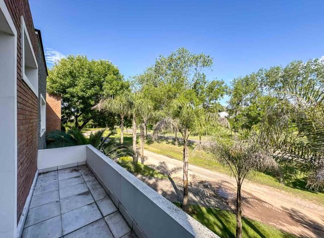 place photo 59