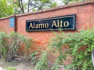 Foto 84 de VENTA CASA 6 AMB CON PILETA EN BARRIO ALAMO ALTO!