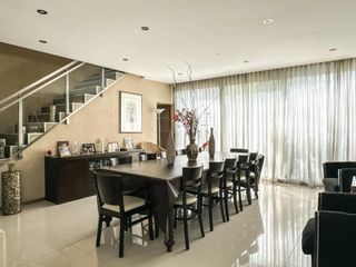 Foto 12 de VENTA CASA 6 AMB CON PILETA EN BARRIO ALAMO ALTO!