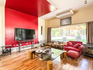 Foto 16 de VENTA CASA 6 AMB CON PILETA EN BARRIO ALAMO ALTO!