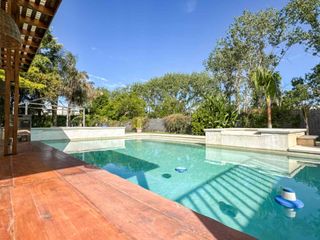 Foto 67 de VENTA CASA 6 AMB CON PILETA EN BARRIO ALAMO ALTO!