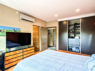 Foto 53 de VENTA CASA 6 AMB CON PILETA EN BARRIO ALAMO ALTO!